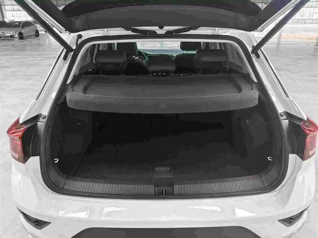 Volkswagen T-Roc 2023 — фото 20