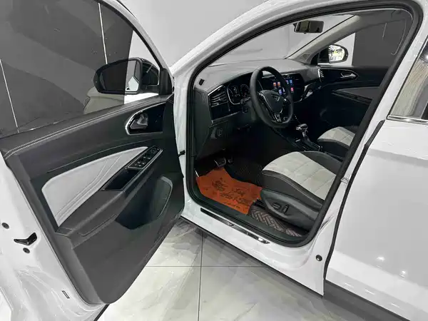 Jetta VS7 2022
