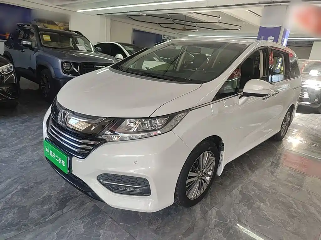 Honda Odyssey 2019 — фото 2