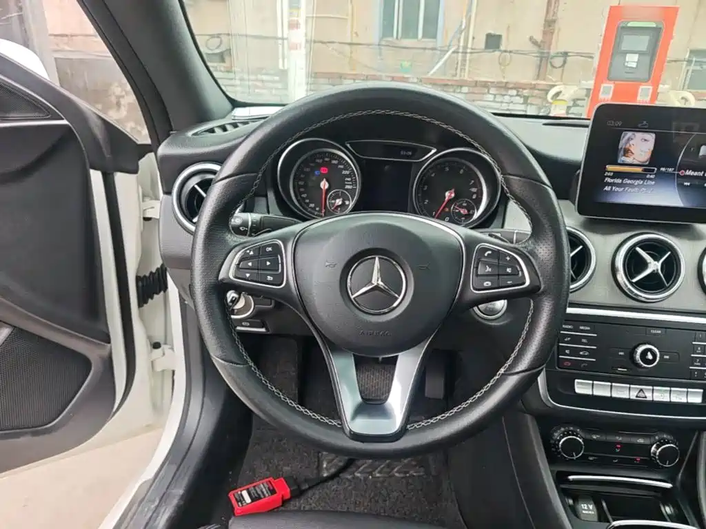 Mercedes-Benz CLA 2018 — фото 11