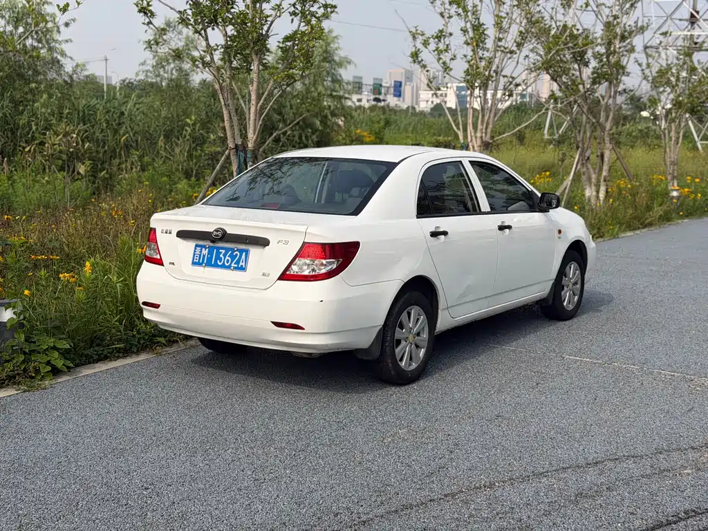 BYD F3 2019