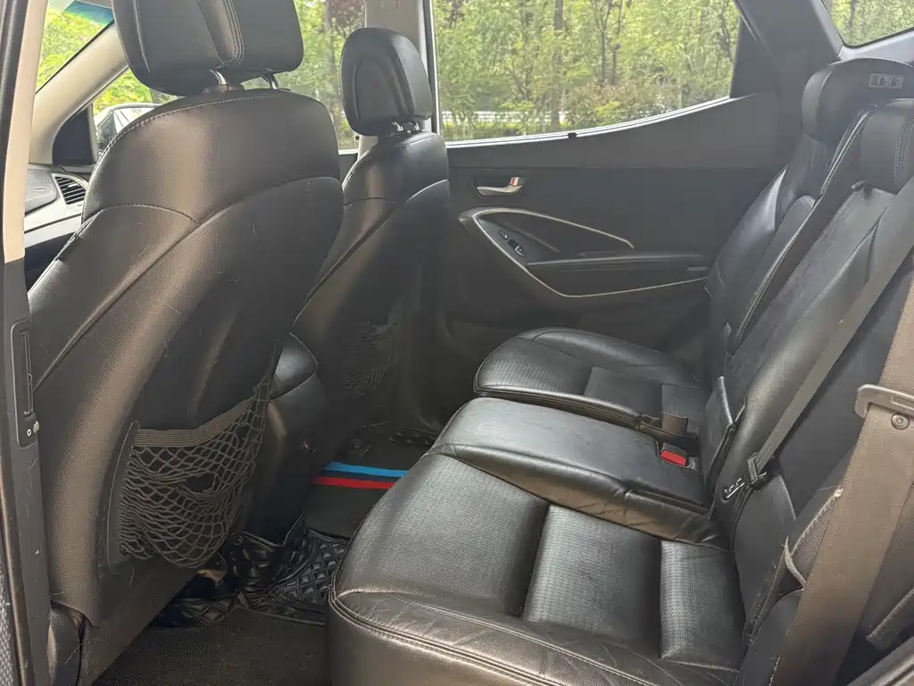 Hyundai Santa Fe 2014