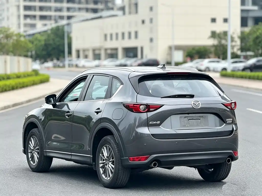 Mazda CX-5 2018 — фото 9