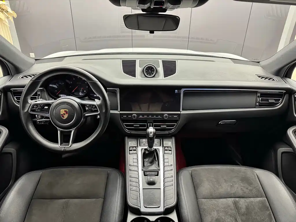 Porsche Macan 2019 — фото 5