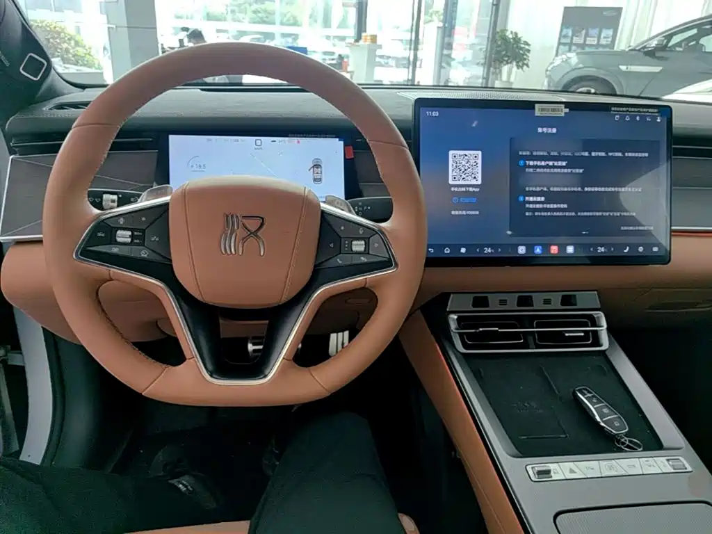 BYD Han L 2025