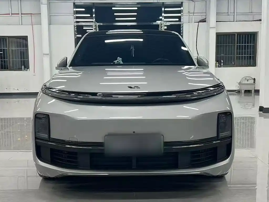 Li Auto Li L8 2023