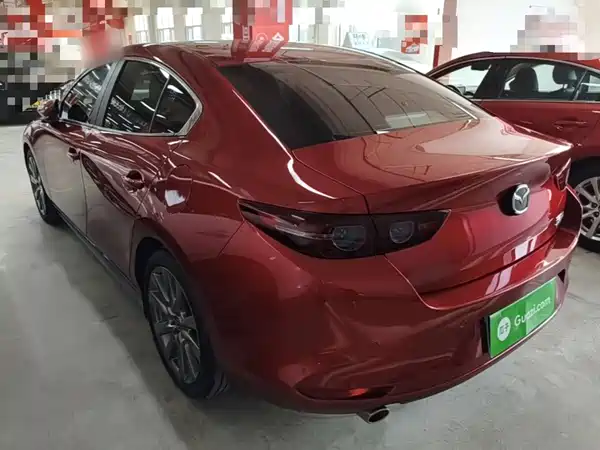 Mazda 3 Axela 2023