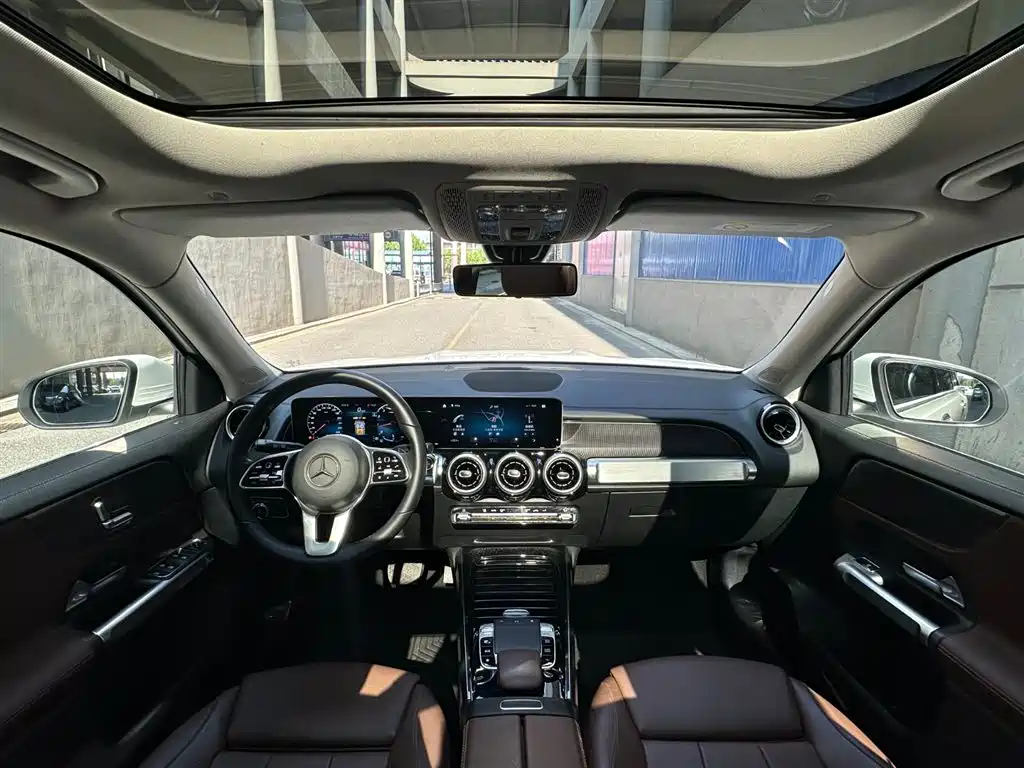 Mercedes-Benz GLB 2021 — фото 11