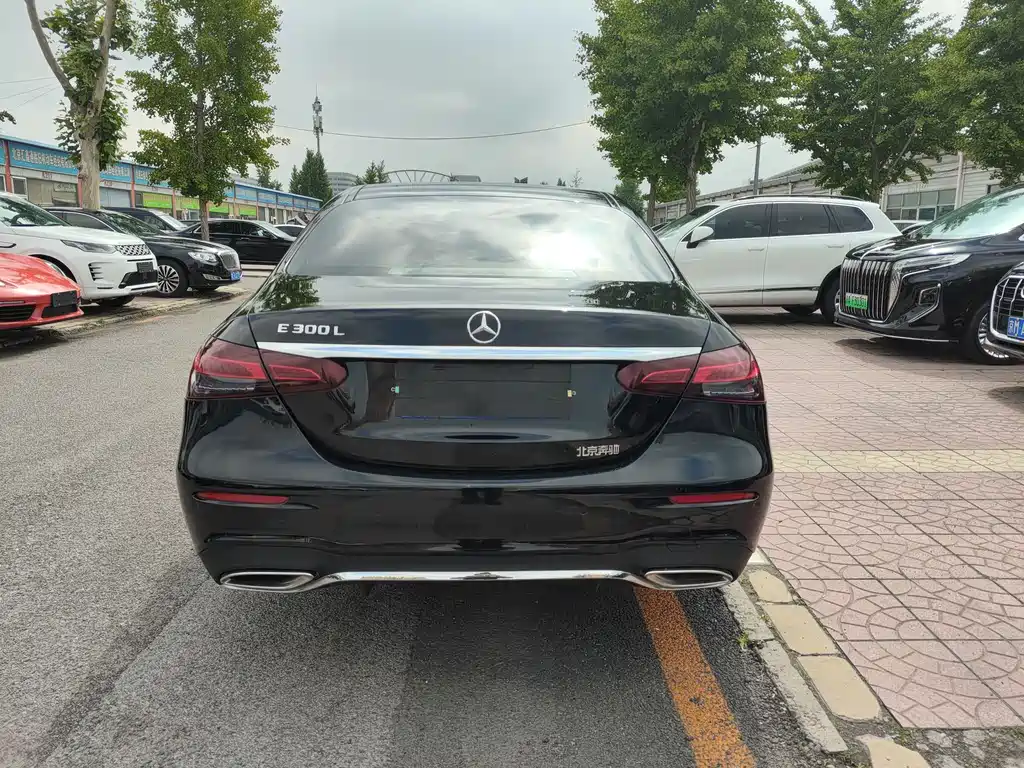 Mercedes-Benz E-Class 2021