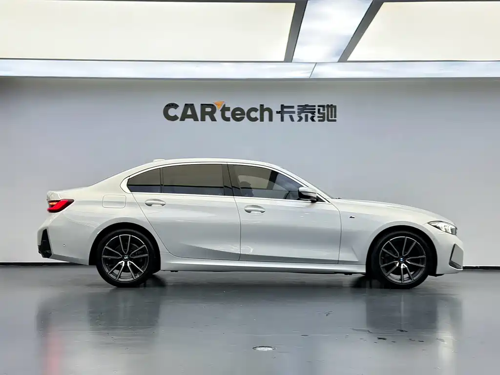 BMW 3 Series 2023