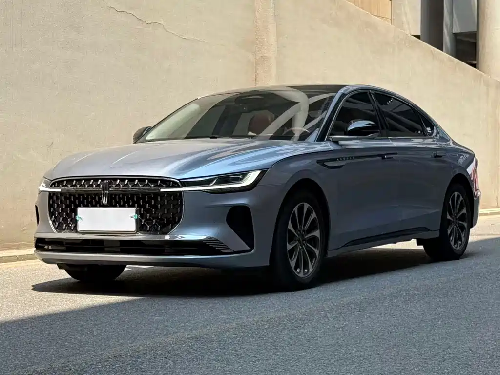 Lincoln Z 2023