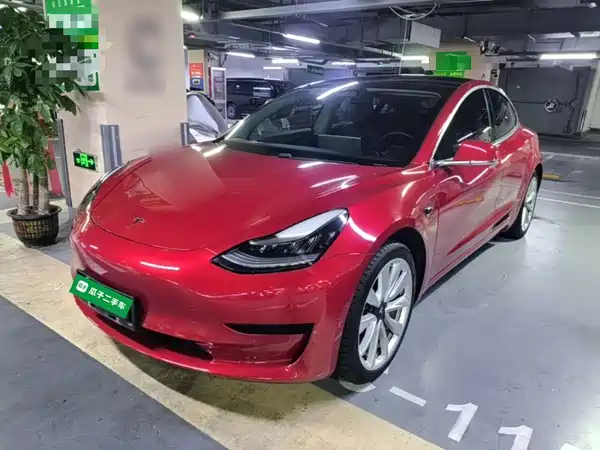 Tesla Model 3 2020