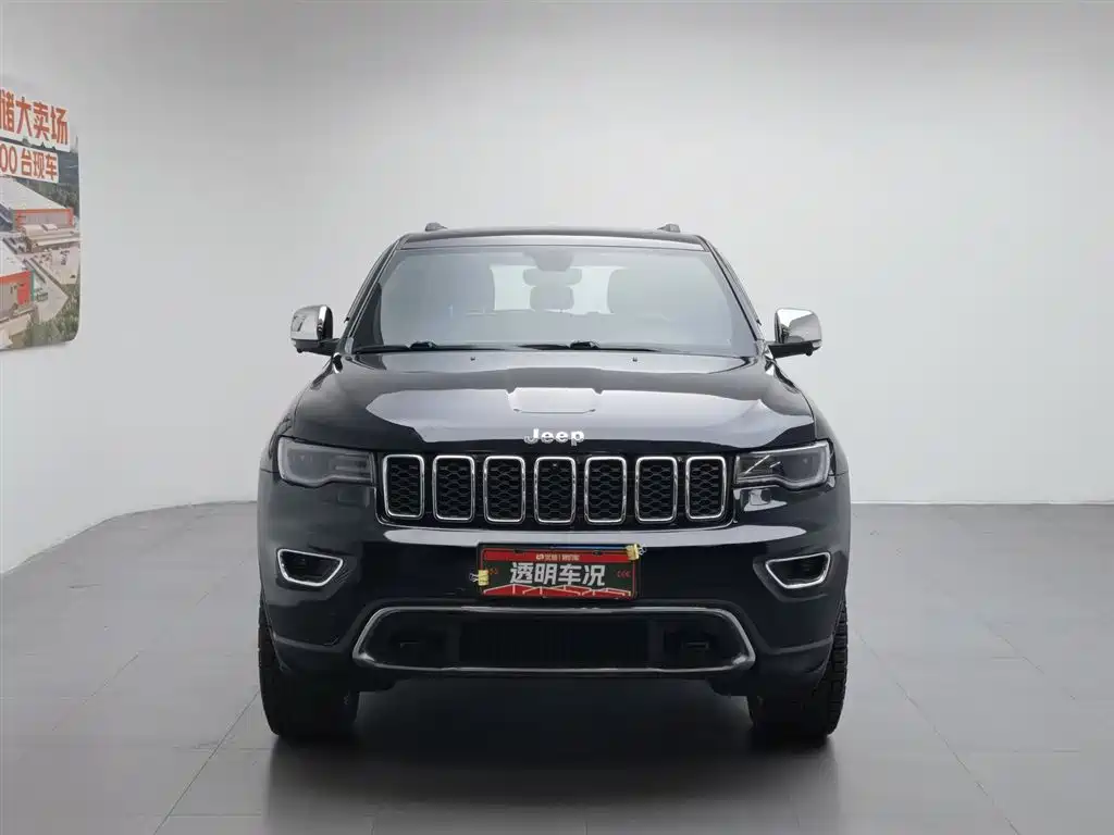 Jeep Grand Cherokee 2017 — фото 3