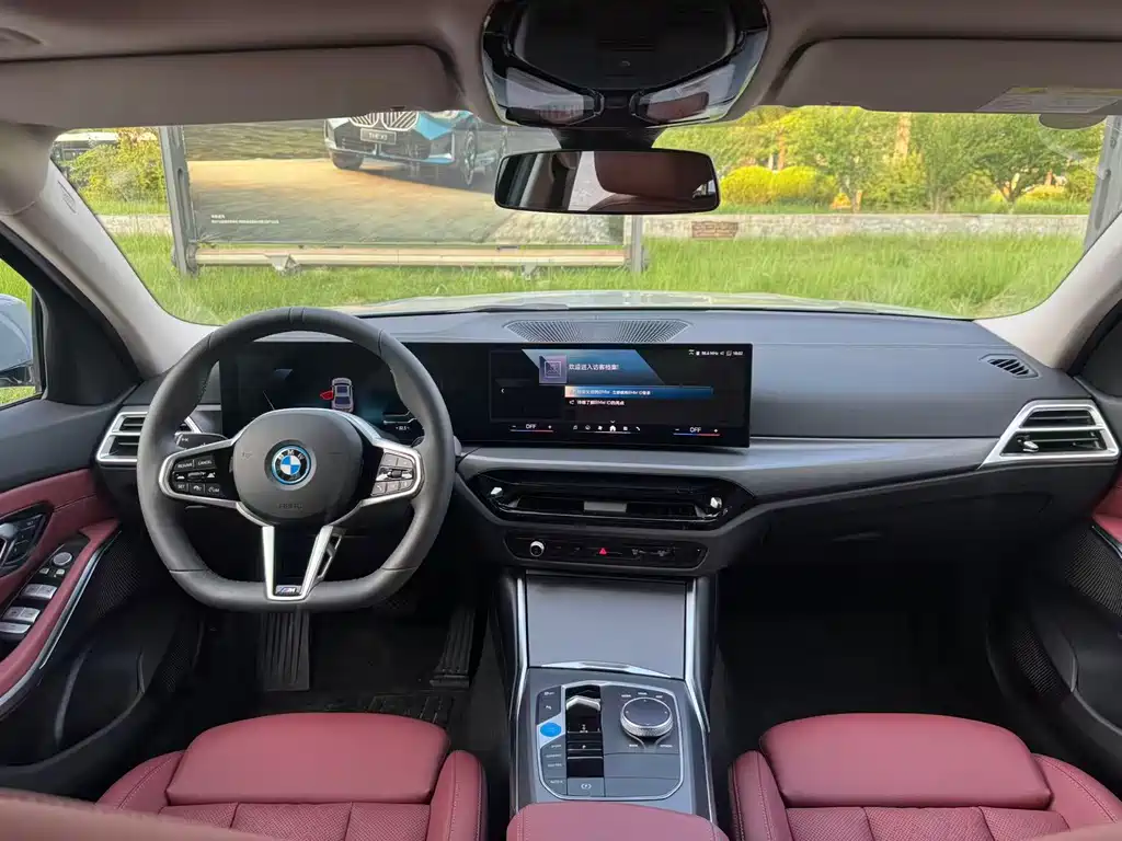 BMW i3 2025 — фото 10