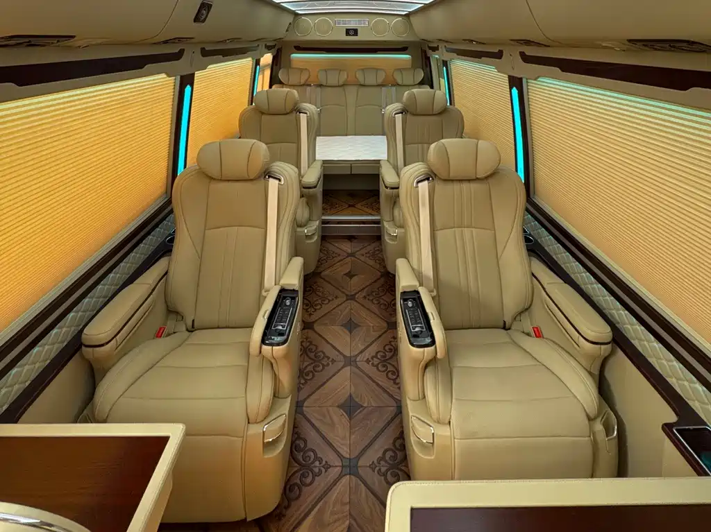 Toyota Coaster 2020 — фото 19