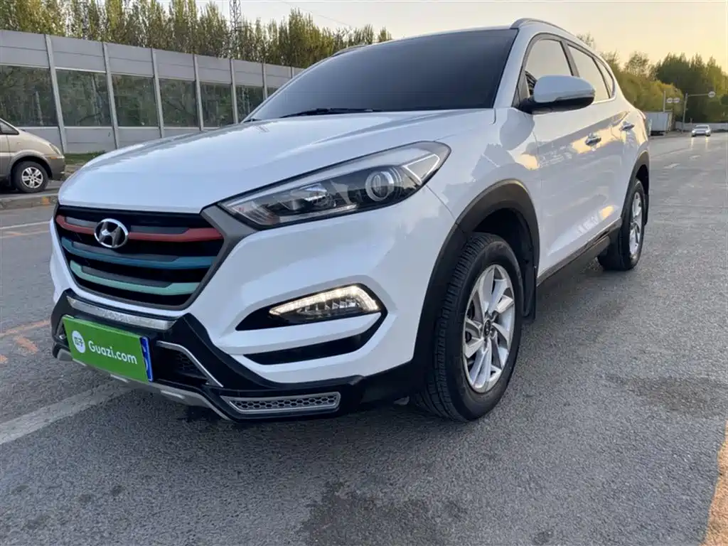 Hyundai Tucson 2016 — фото 2