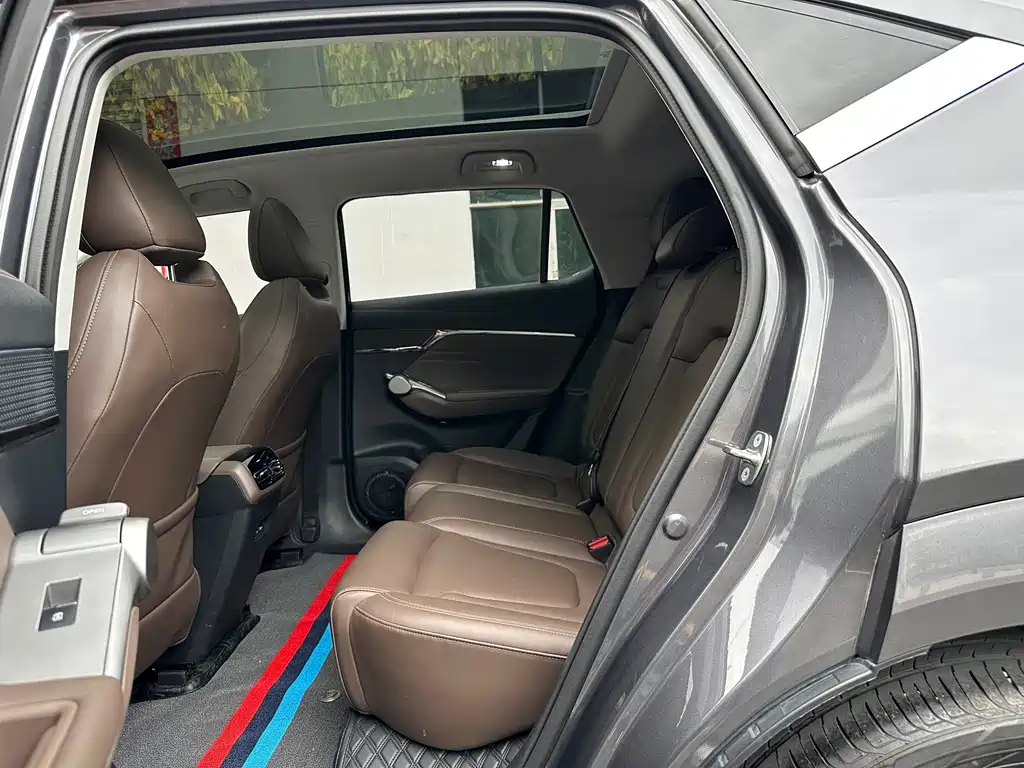 GAC Motor Trumpchi GS4 2025 — фото 12