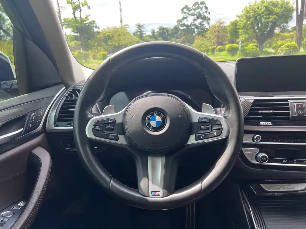 BMW X3 2019 — фото 9