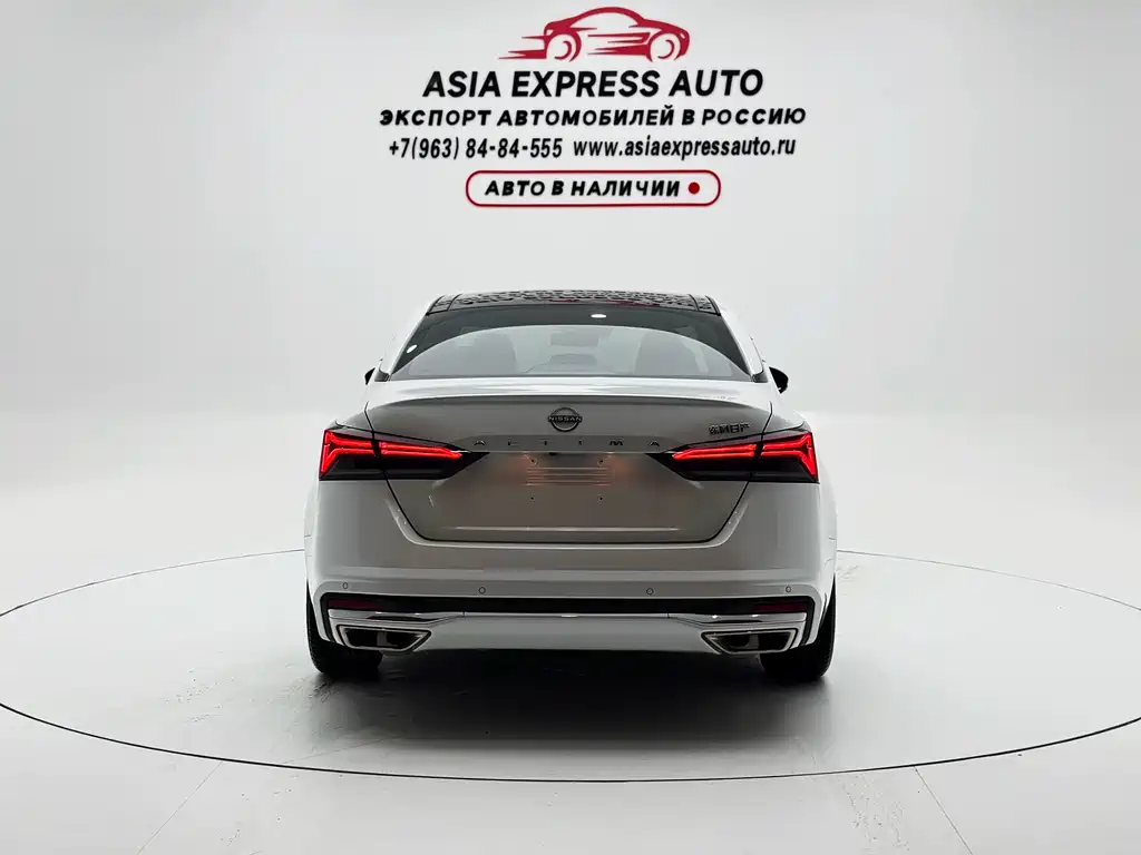 Nissan Teana 2024