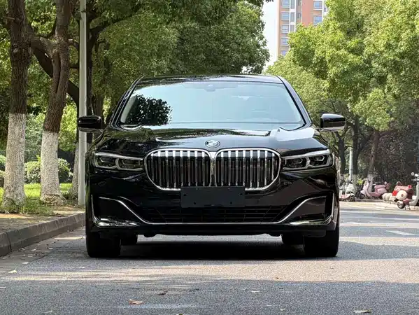 BMW 7 Series 2021