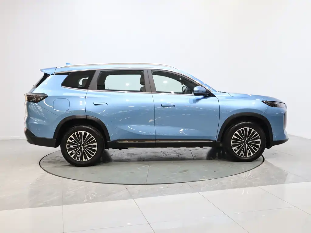 Chery Tiggo 8 PLUS C-DM 2025 — фото 7