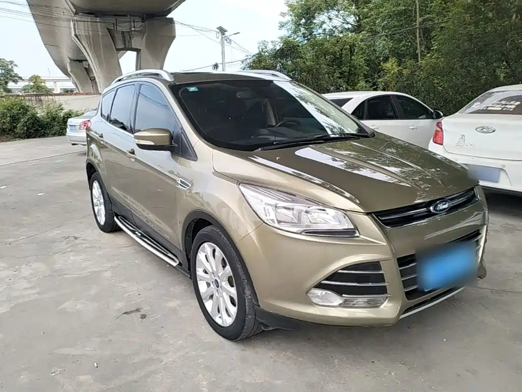 Ford Kuga 2015 — фото 4