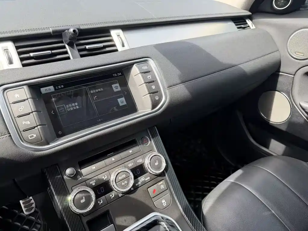 Land Rover Evoque 2016 — фото 15