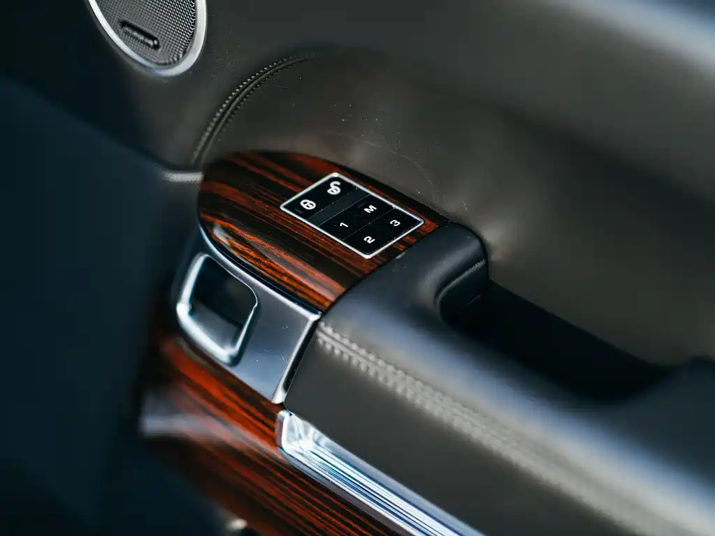 Land Rover Range Rover 2015 — фото 23
