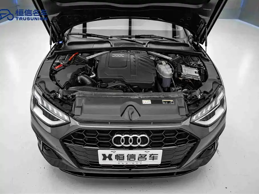 Audi A4L 2023 — фото 21