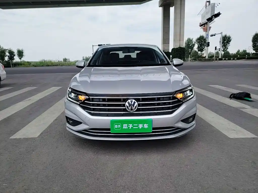 Volkswagen Sagitar 2022