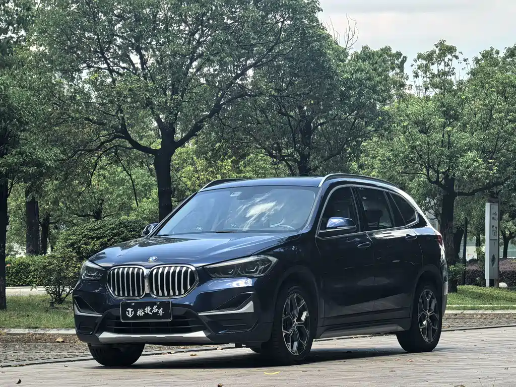 BMW X1 2020 — фото 1