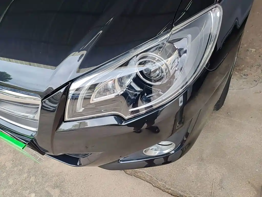 Toyota Corolla 2015 — фото 19
