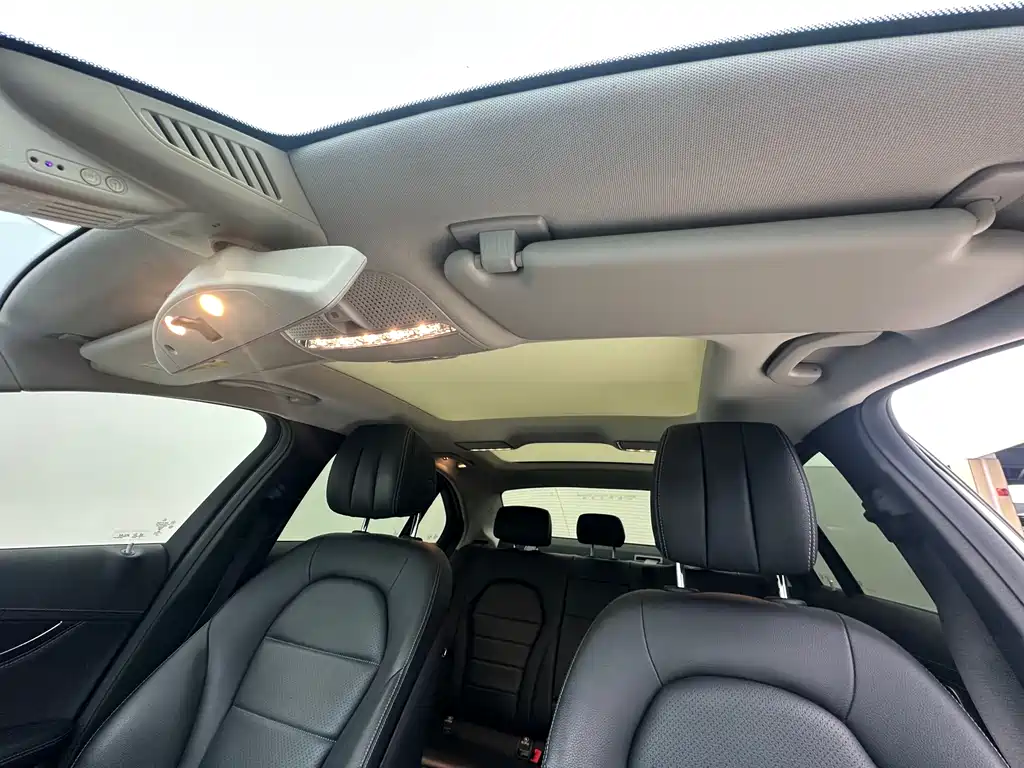 Mercedes-Benz C-Class 2020 — фото 12
