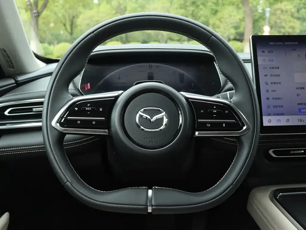 Mazda EZ-6 2025 — фото 17