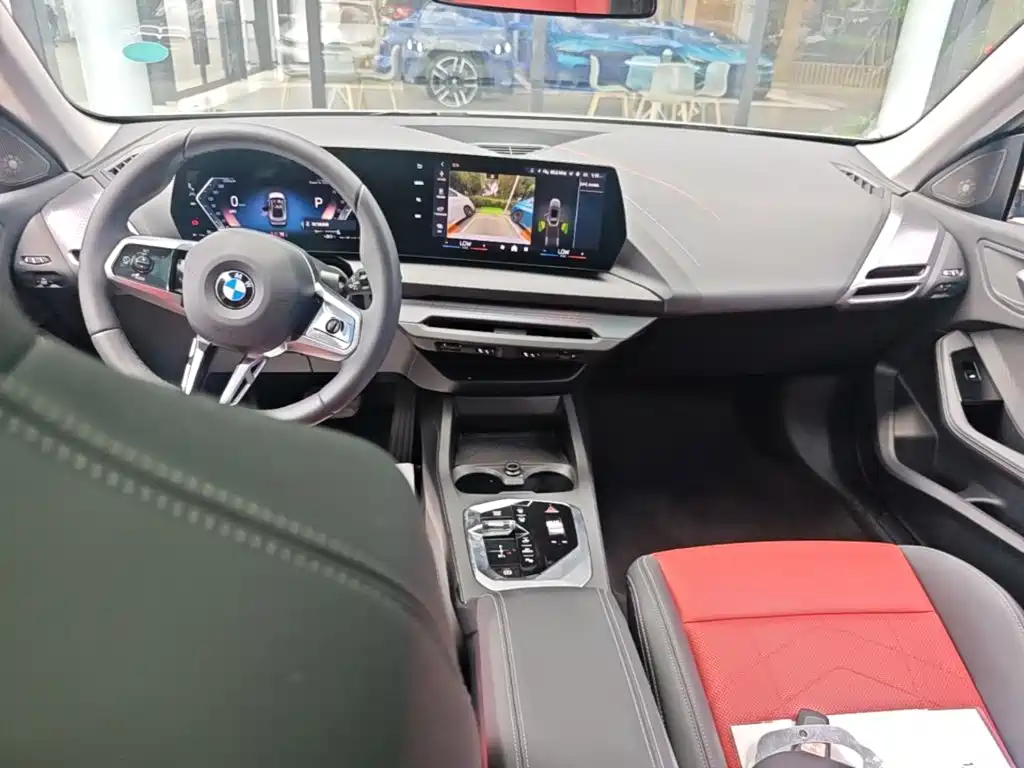 BMW 2 Series 2025 — фото 16