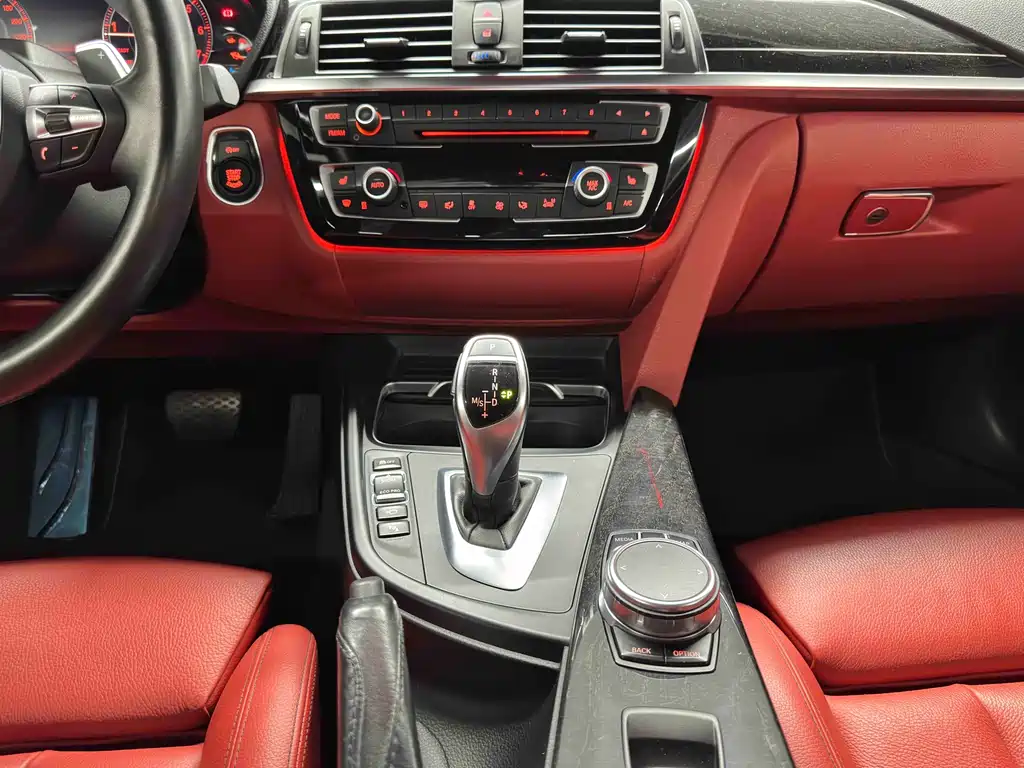 BMW 4 Series 2018 — фото 16