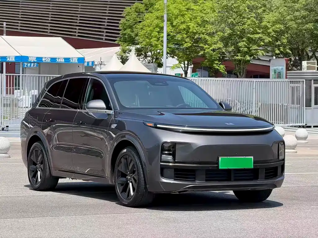 Li Auto Li L8 2023