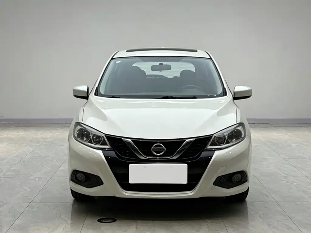 Nissan Tiida 2017