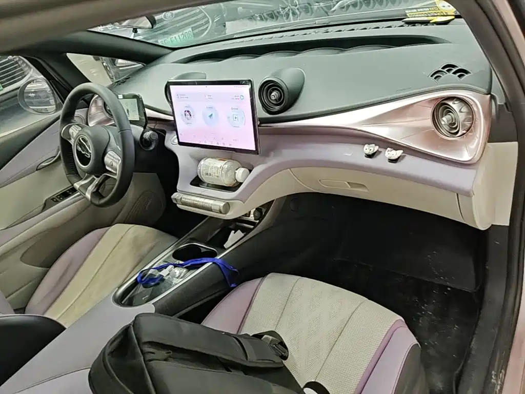 BYD Dolphin 2023 — фото 10