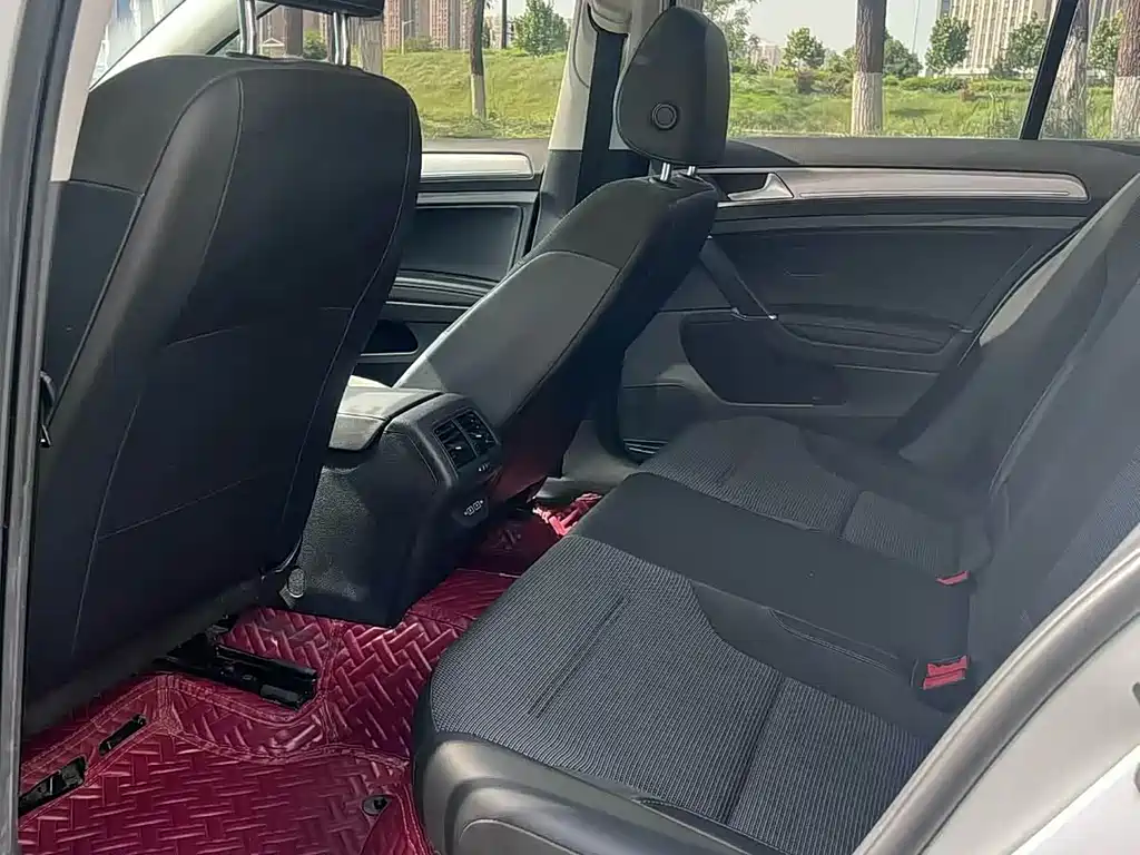 Volkswagen Golf 2020