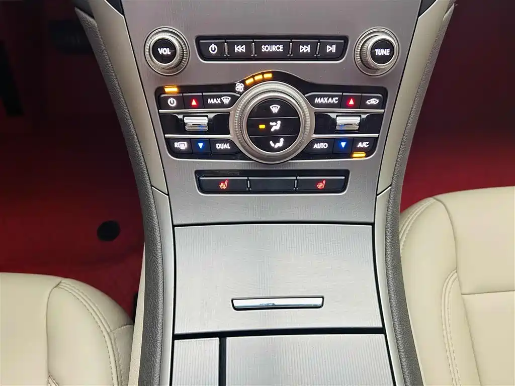 Lincoln MKZ 2019 — фото 17