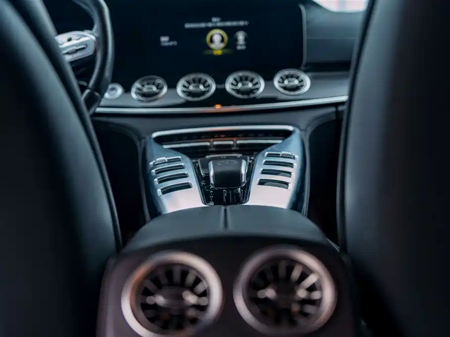 Mercedes-Benz AMG GT 2021 — фото 15