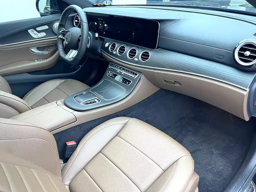 Mercedes-Benz E-Class 2021 — фото 10