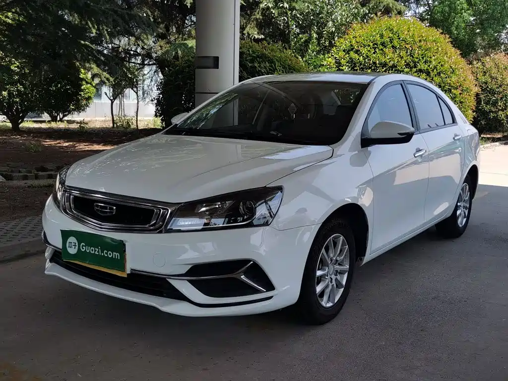 Geely Emgrand 2021