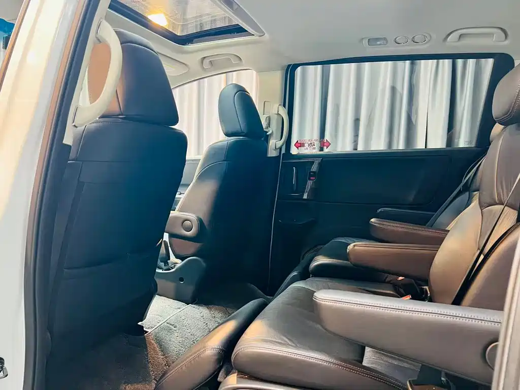 Honda Odyssey 2015 — фото 13