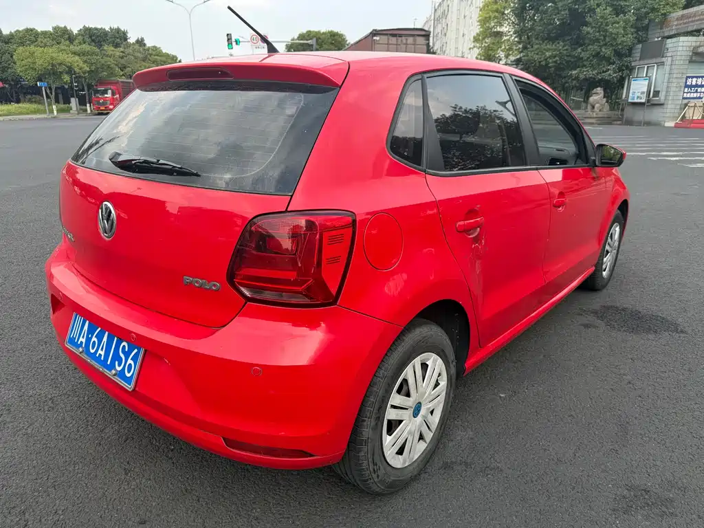 Volkswagen Polo 2015