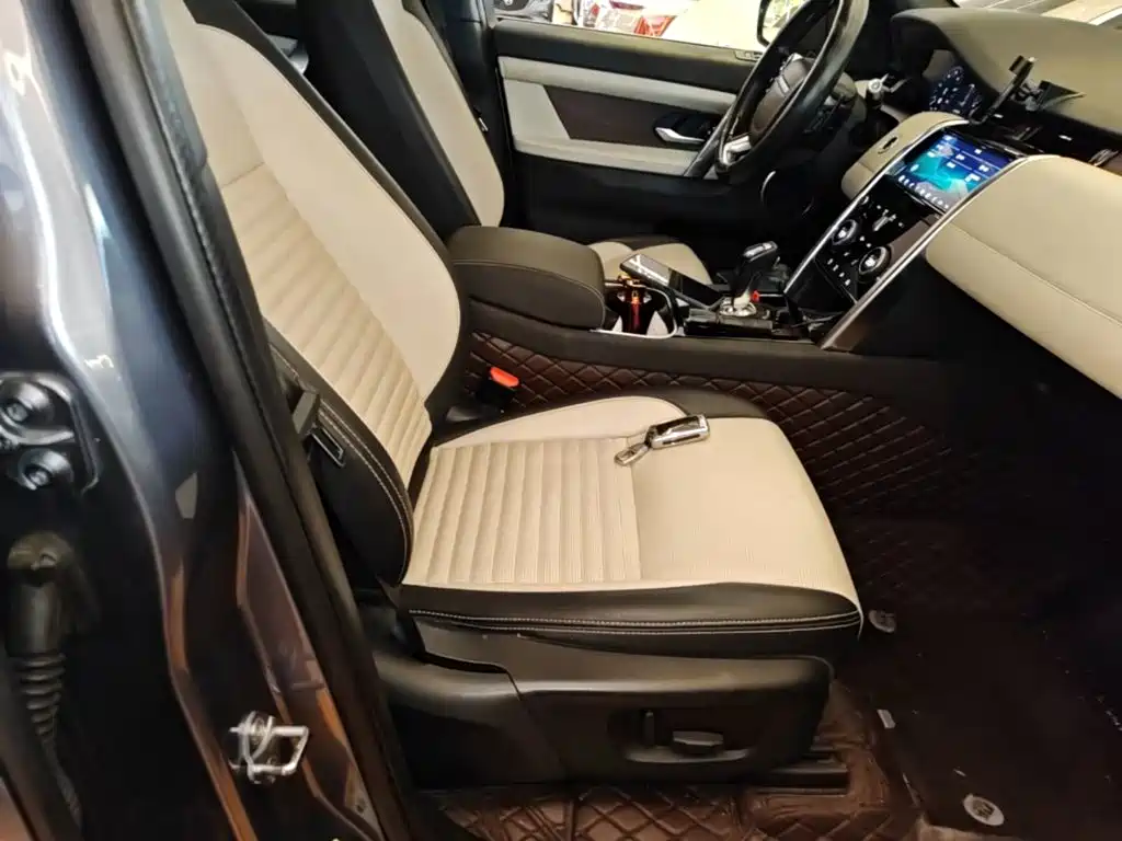 Land Rover Discovery Sport 2020 — фото 25