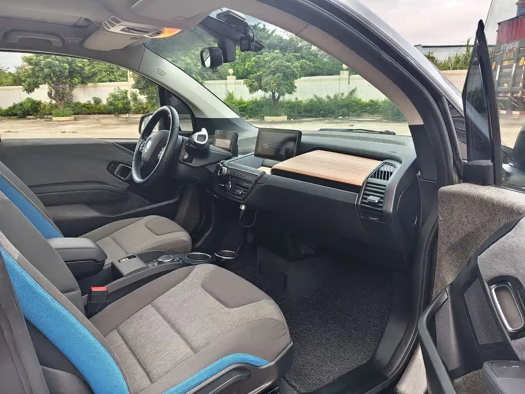 BMW i3 2017 — фото 9