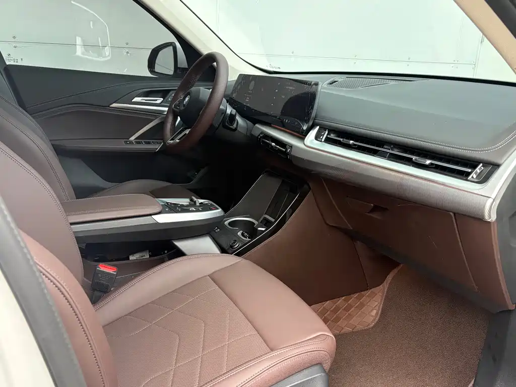 BMW X1 2025 — фото 11