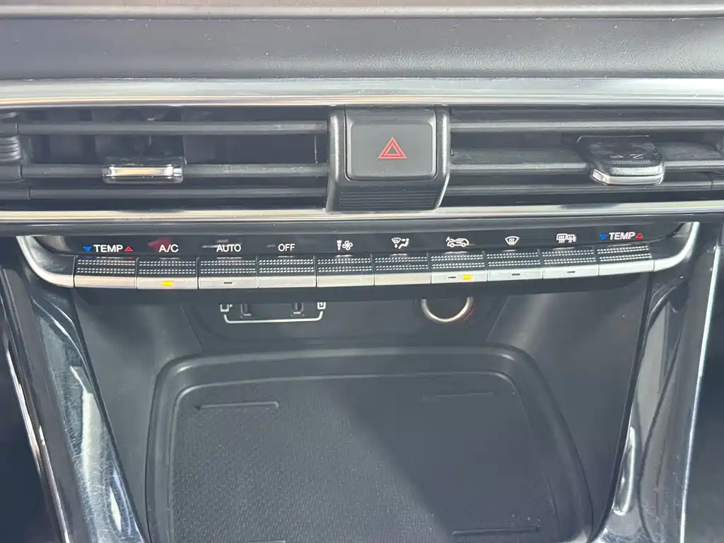 GAC Trumpchi GS4 2022 — фото 10